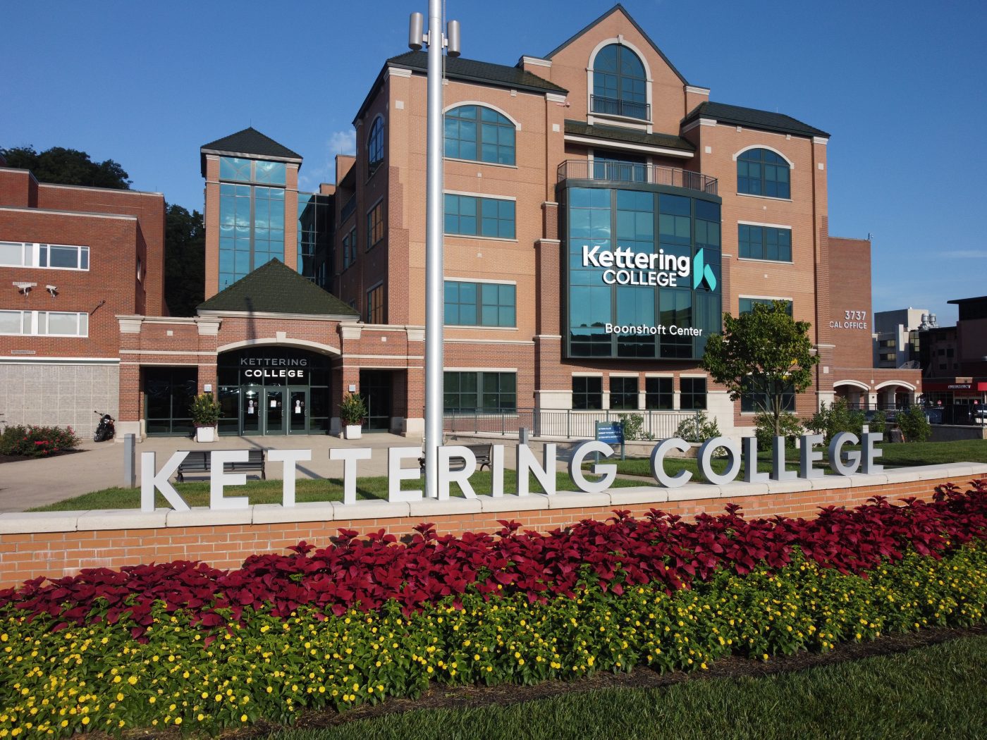 Kettering College: Higher Education on Kettering Health Main Campus 